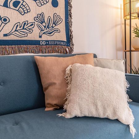 Bright Apartment With Patio And Balconies In The Center Malaga Bagian luar foto