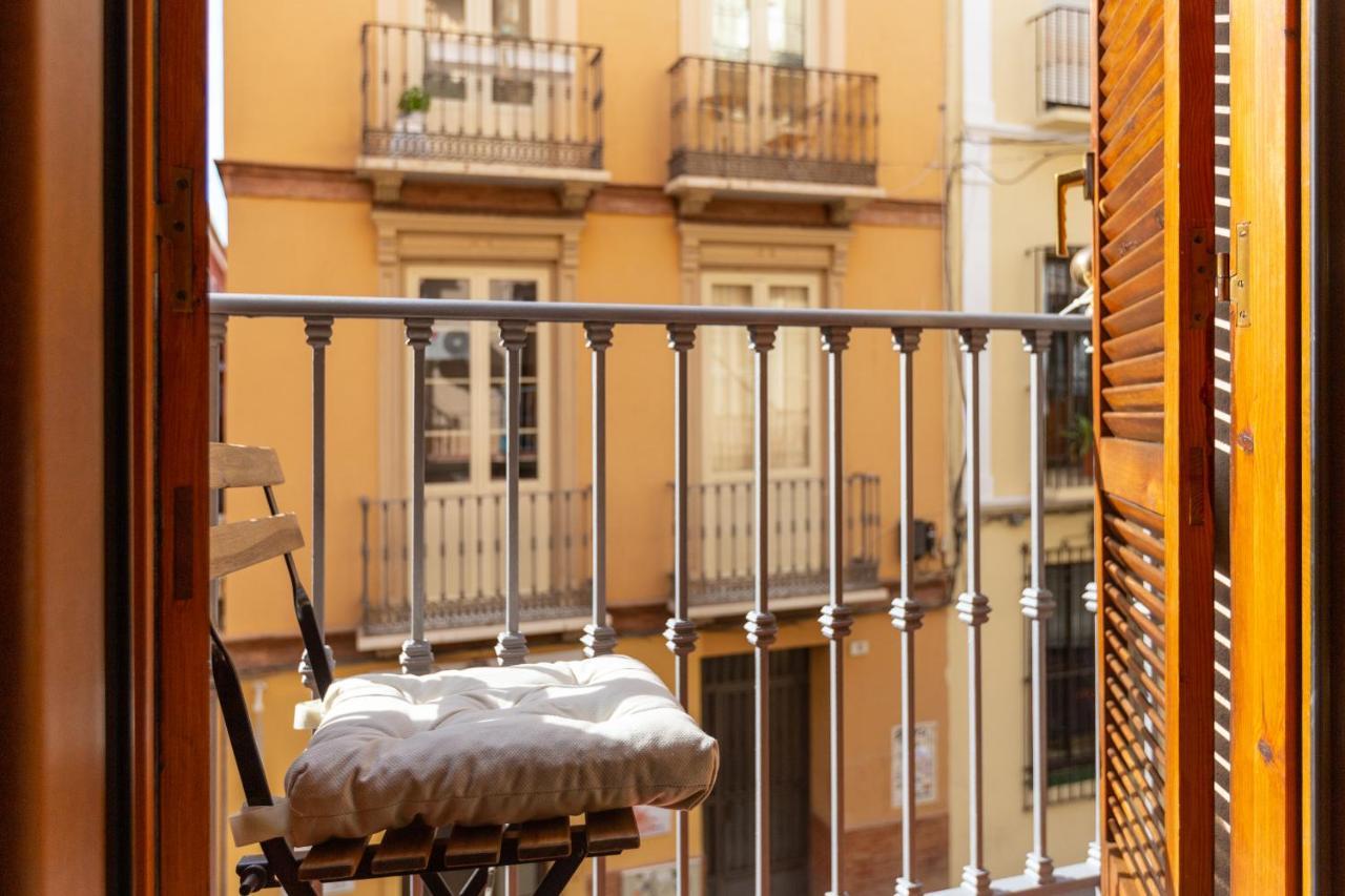 Bright Apartment With Patio And Balconies In The Center Malaga Bagian luar foto